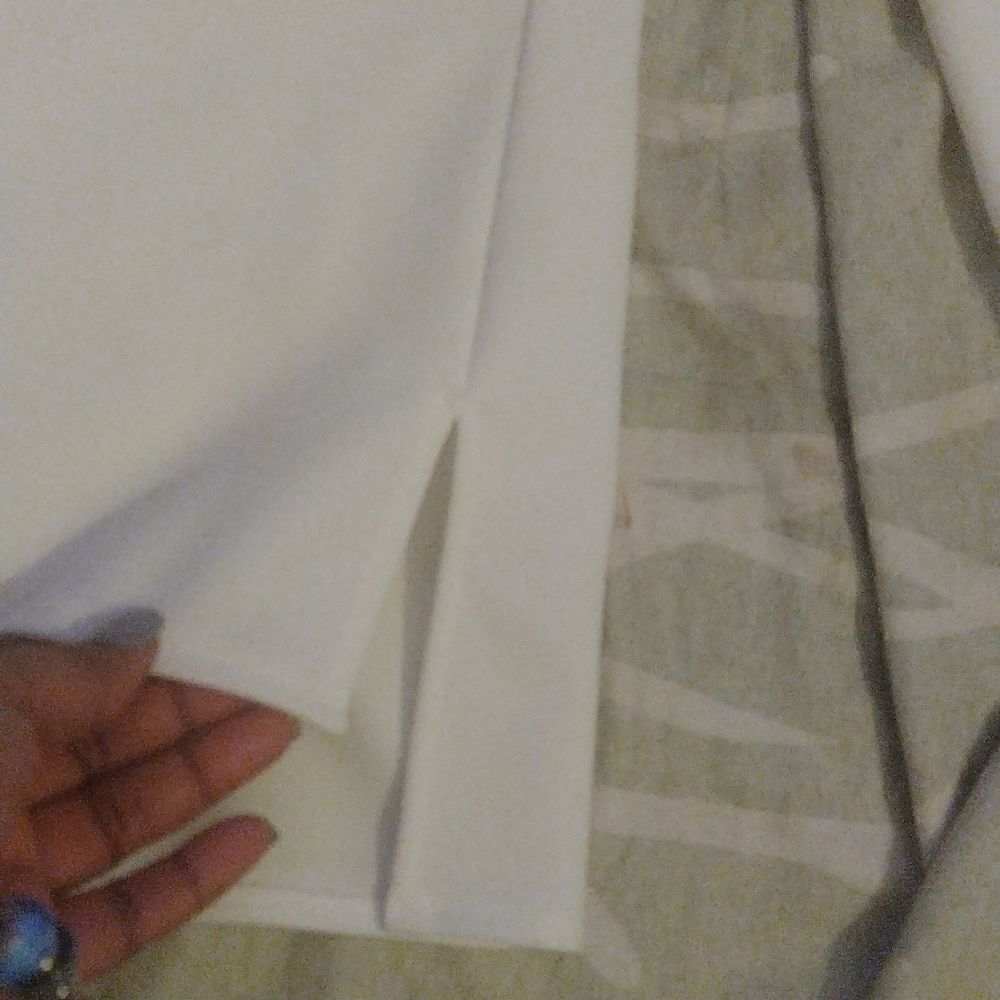 Vince Camuto white tunic - Picture 3 of 7